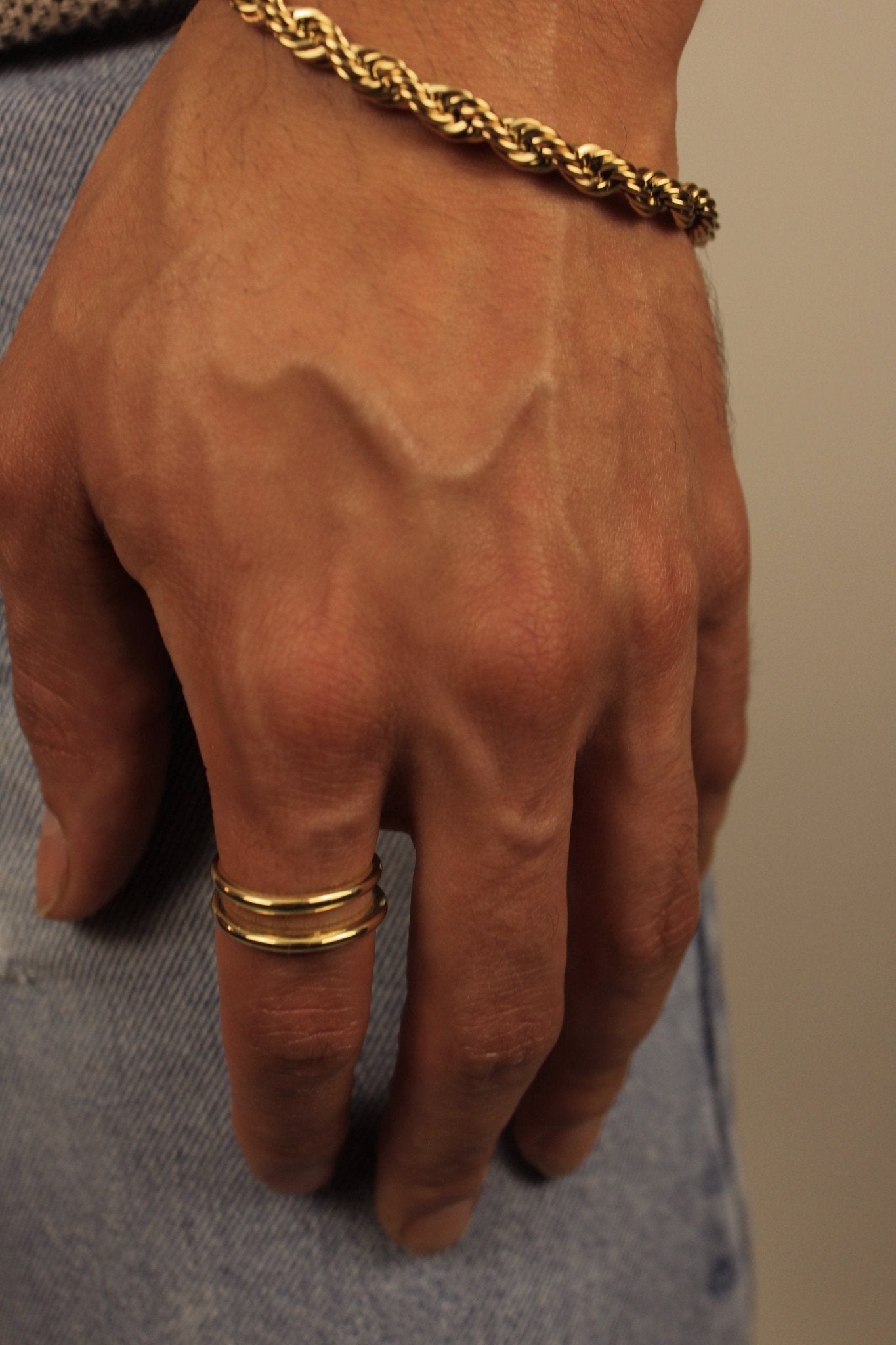 Double Looped Stacking Ring in 18K Gold